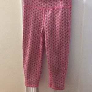 GapFit size small Capri leggings